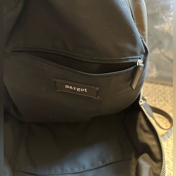 Margot genuine leather backpack. - Picture 3 of 8